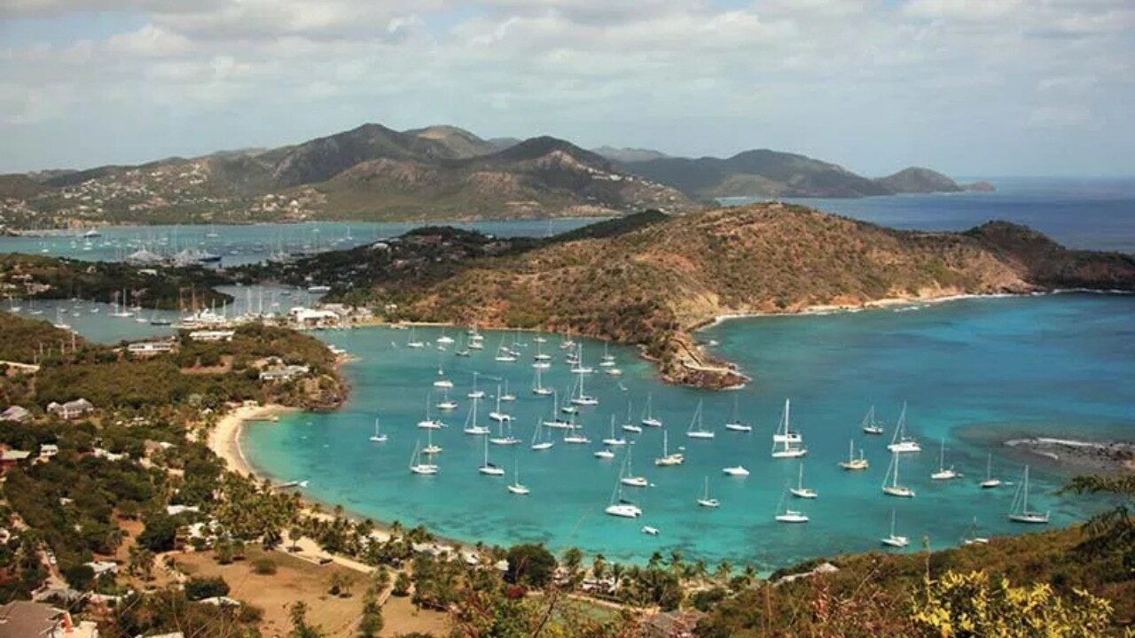 Antigua & Barbuda Island