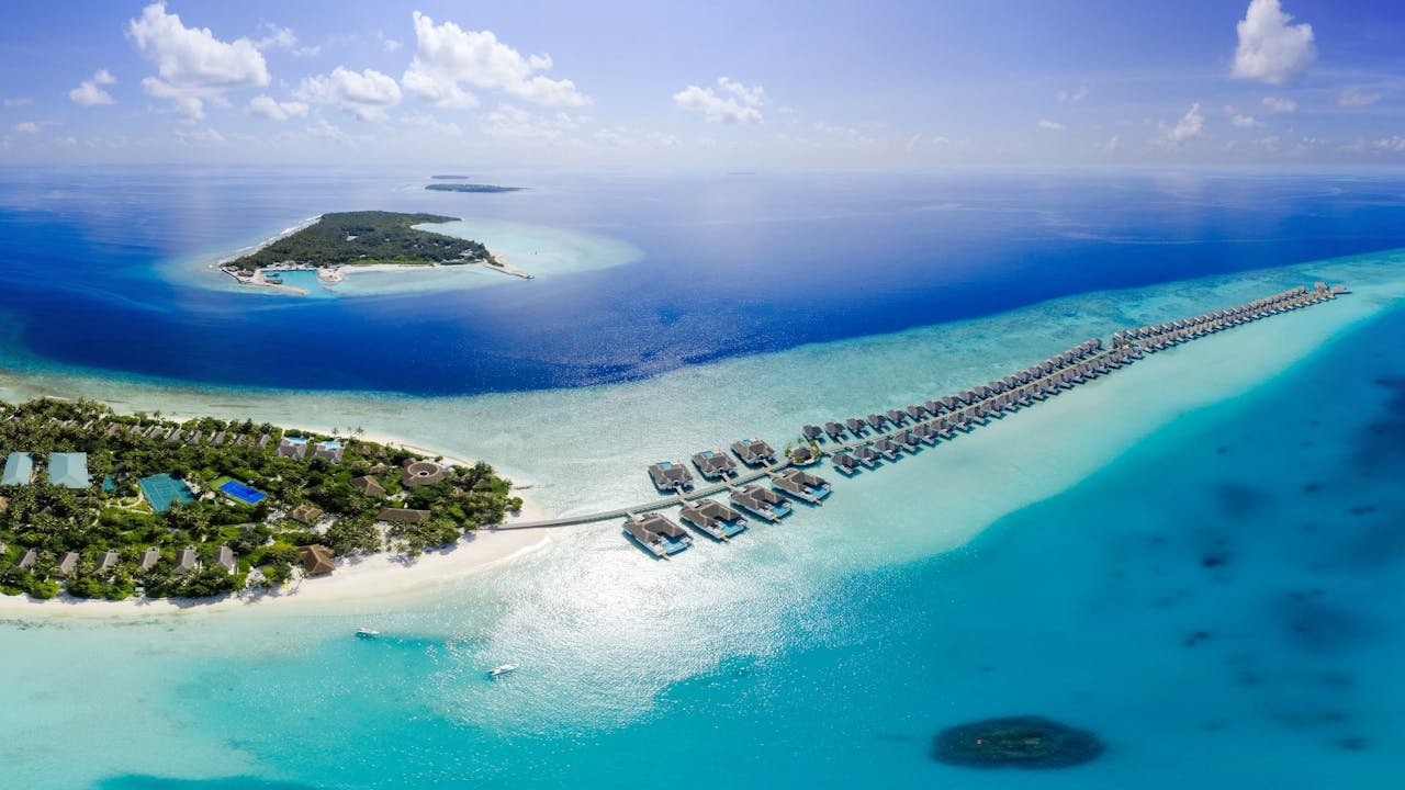Maldives' Beach Resorts