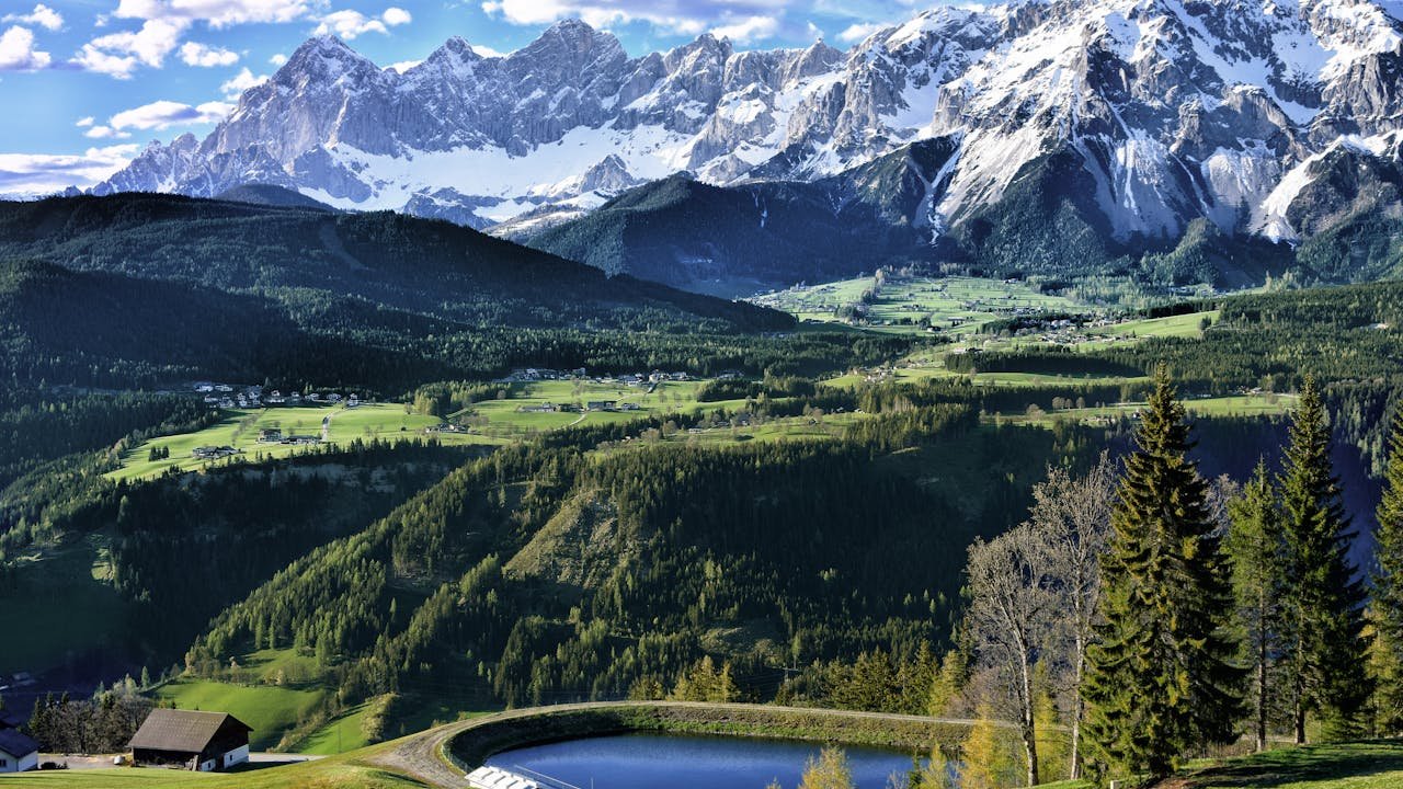 A chilly north of the Alps