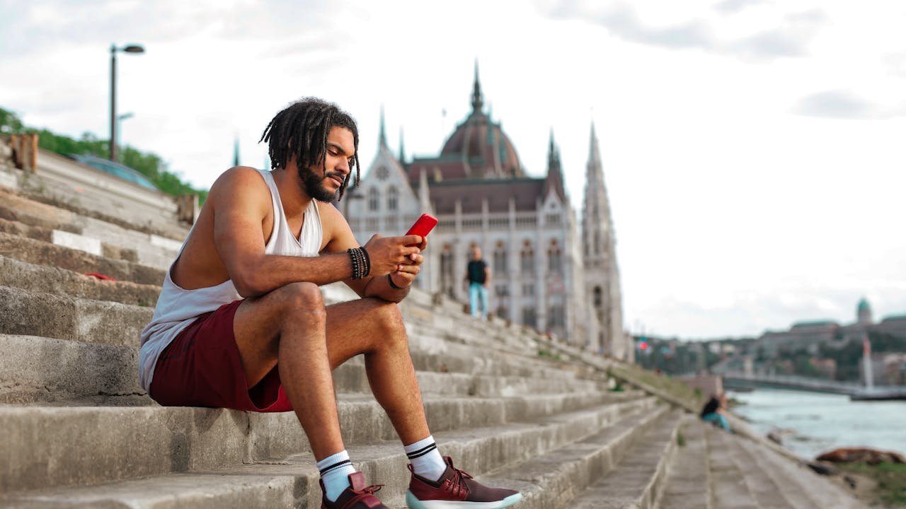 Using a phone as solo traveler